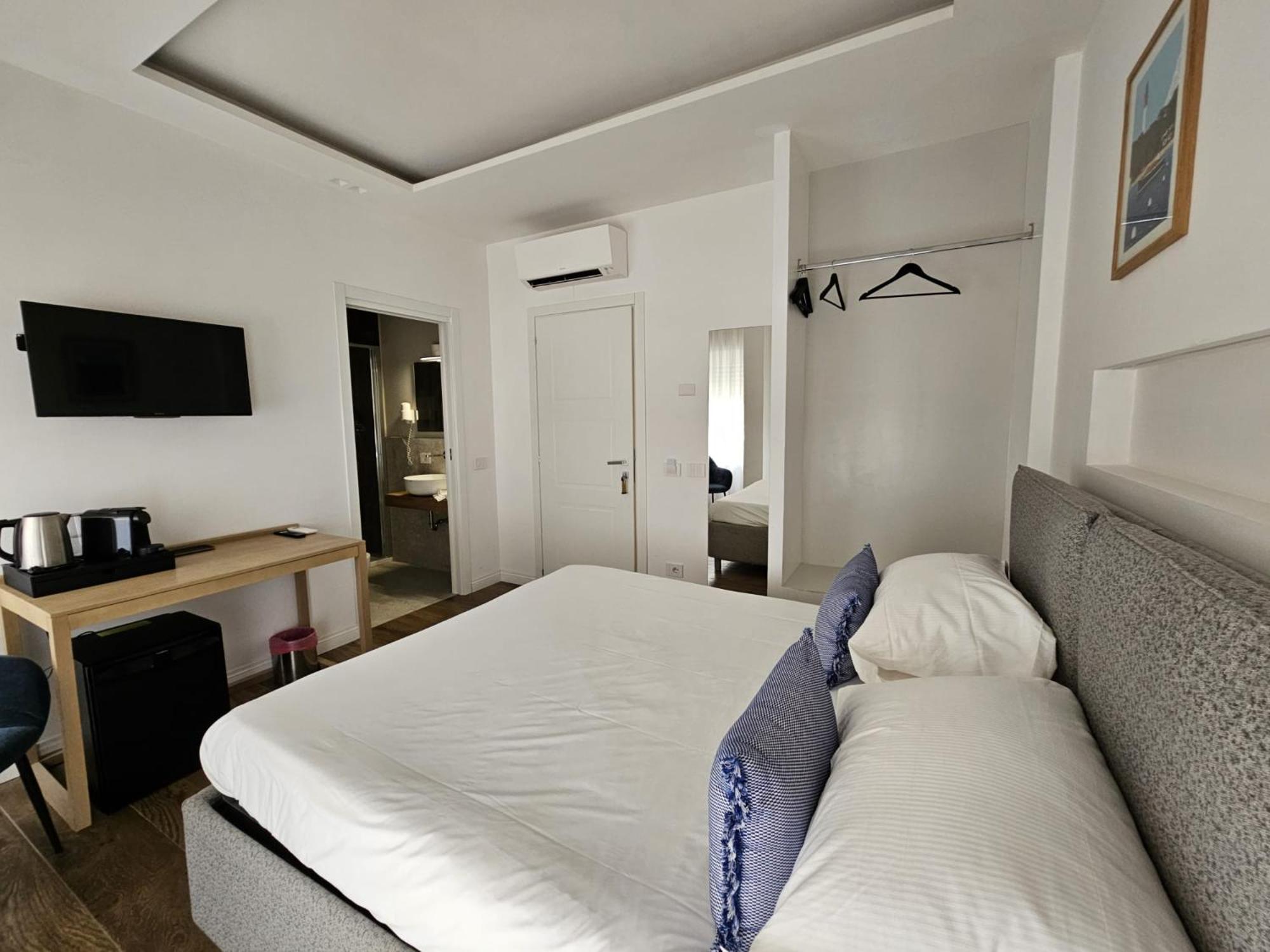 Be Your Home - Riviera Suites Civitavecchia Kültér fotó